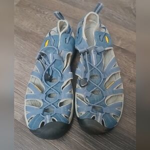 Keen Whisper Hiking Closed Toed Sandals Blue Waterproof Size 10